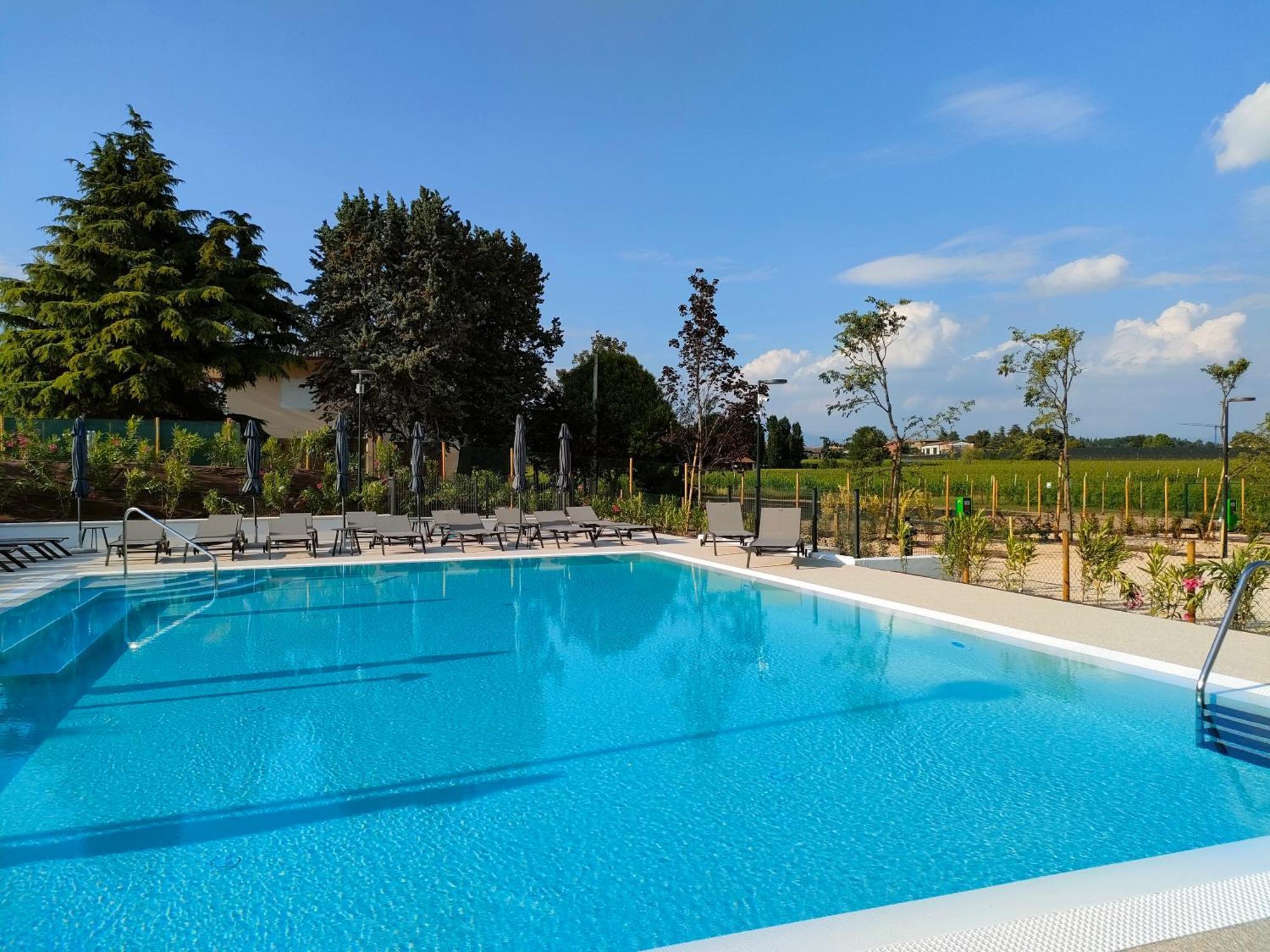 Отель I Campi Wine Relais Ronchi  Экстерьер фото